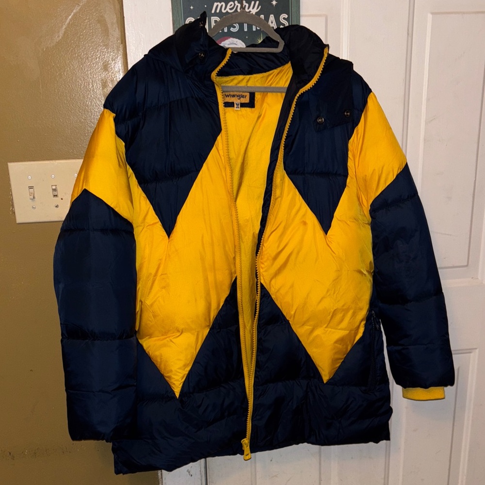 Wrangler Blue and Yellow Puffer Jacket